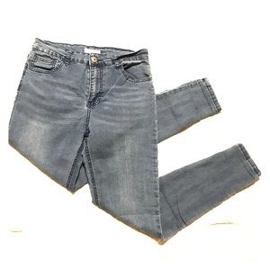 Forever 21 Denim Skinny Jeans